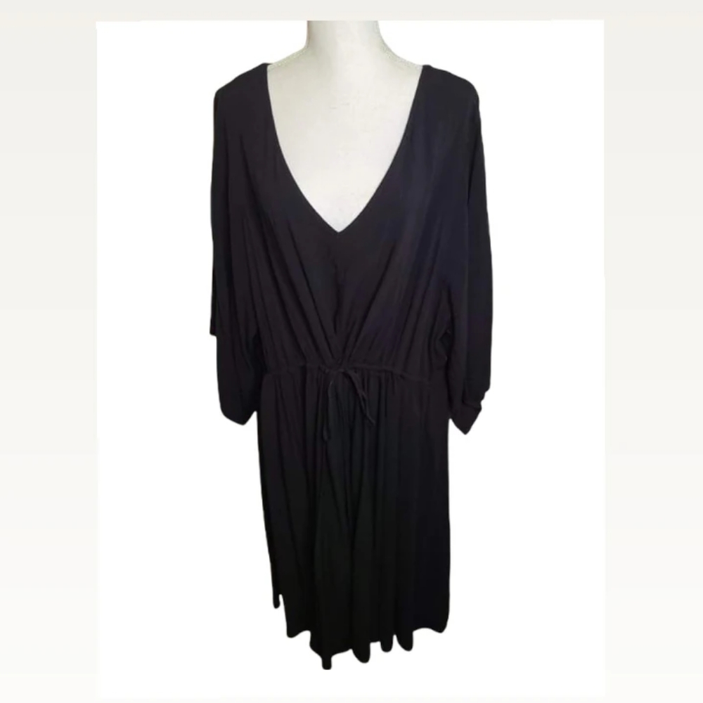 ! S O L D ! Torrid Black NWOT Tunic Length Dress